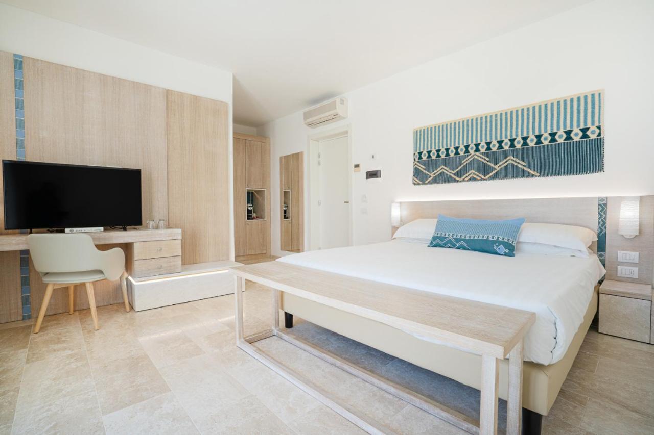 Felix Hotels - Hotel La Coluccia Santa Teresa di Gallura Esterno foto